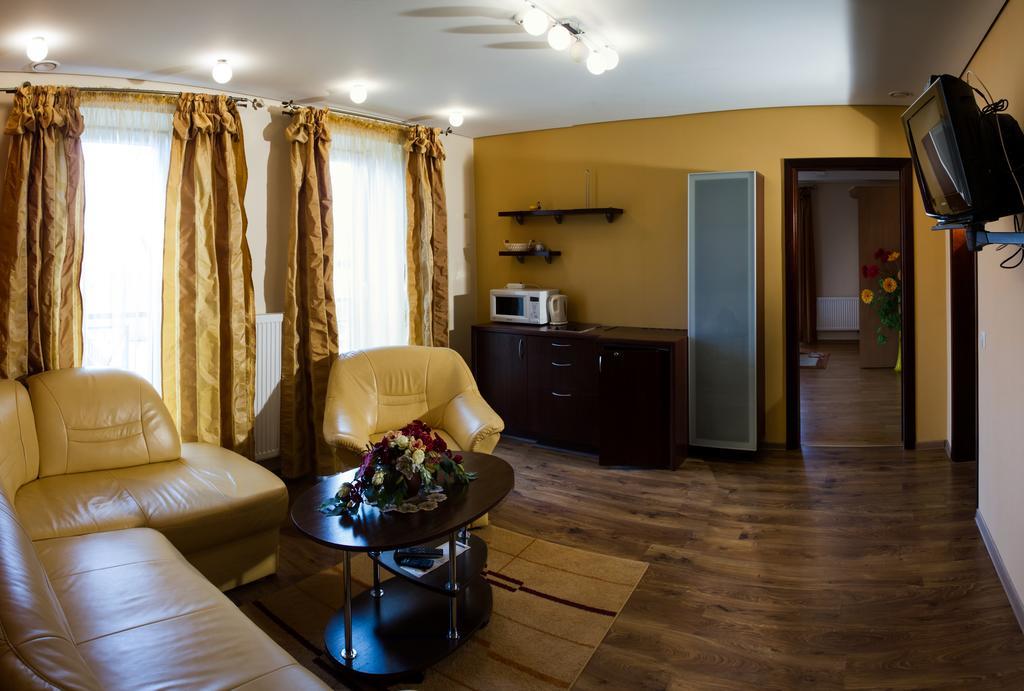 Po Juros Banga Hotel Palanga Kültér fotó